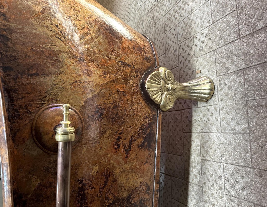 Antique Copper Clawfoot Bathtub – Handcrafted Solid Copper Tub