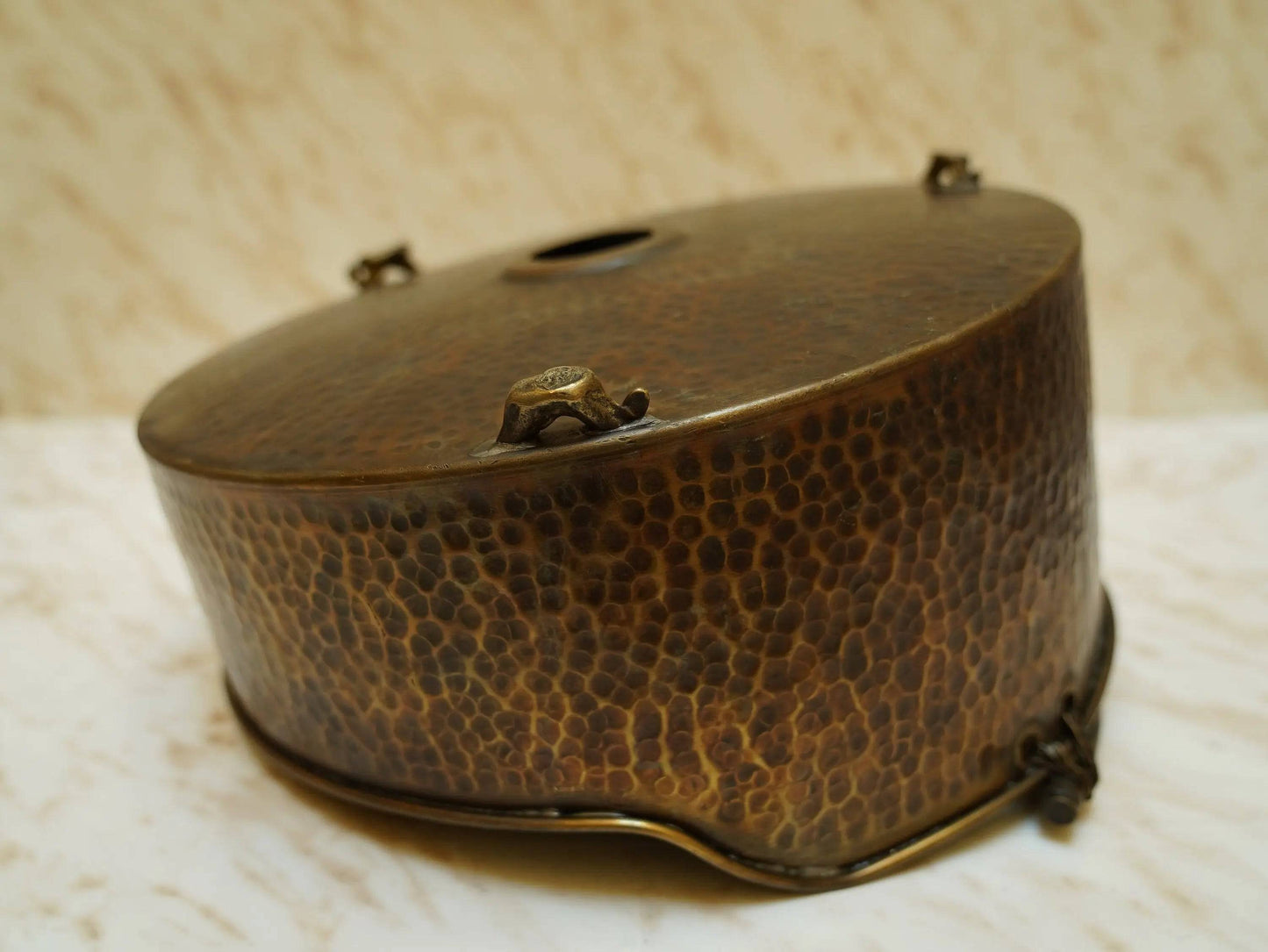 Rustic Brass Vessel Sink – Hand Hammered Round Aged Bathroom Basin
