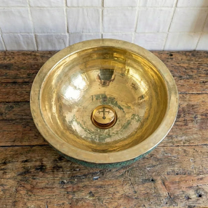 Round Hammered Verdigris Brass Washbasin with Wall-Mount Faucet