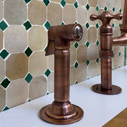 Modern Copper Kitchen Faucet – Handcrafted Elegance with Warm Vintage Finish