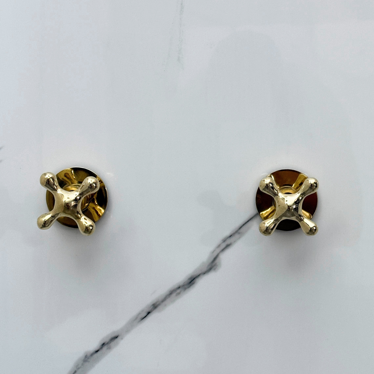 Unlacquered Brass Adjustable Flat Round Rain Shower System