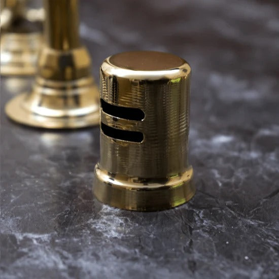 DRAINS & HARDWARE