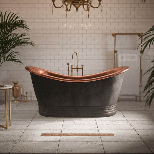 Brasska Signature Bathtub — Elegance in Black & Copper