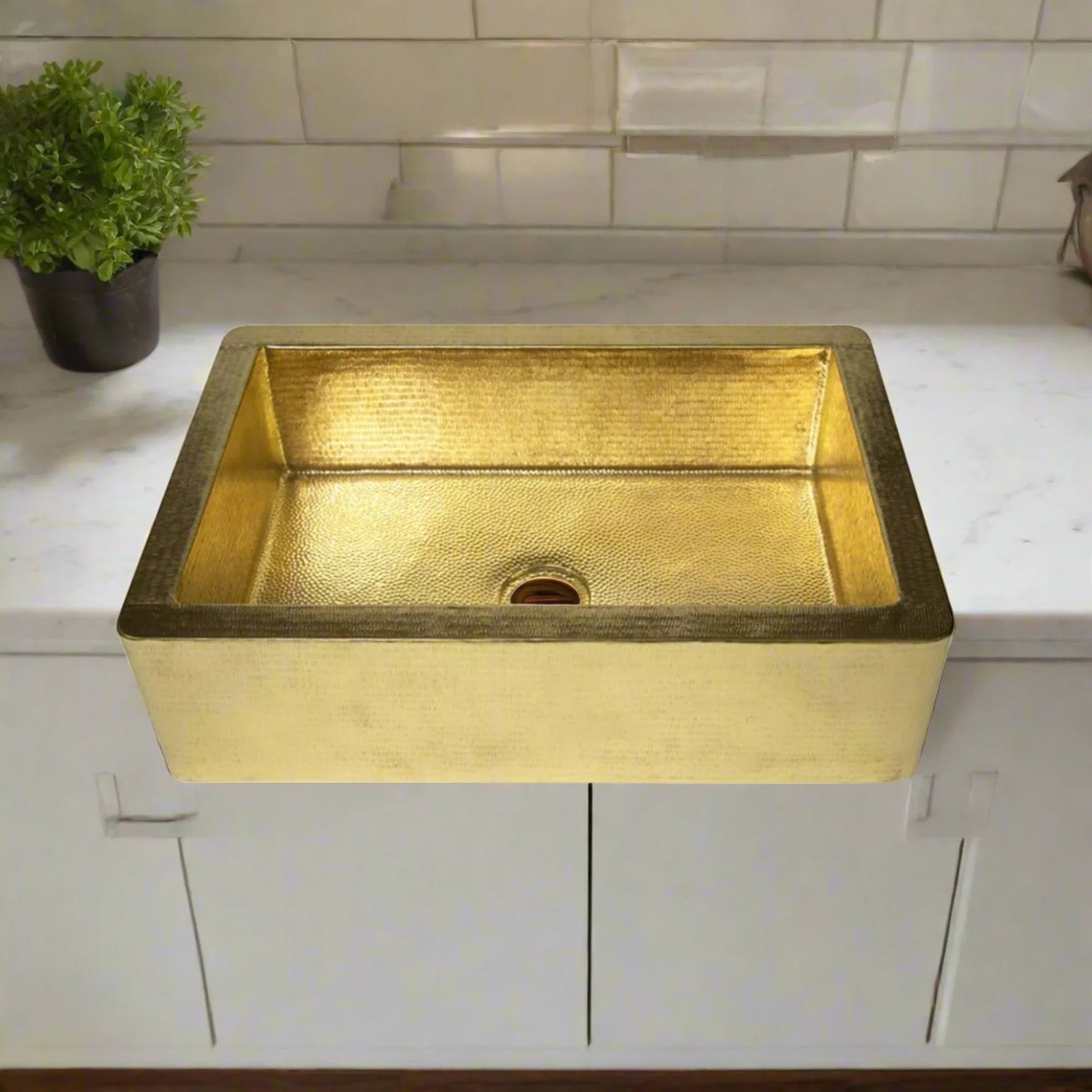 Brass Single Basin Farmhouse Kitchen sink-Lira - Brasska