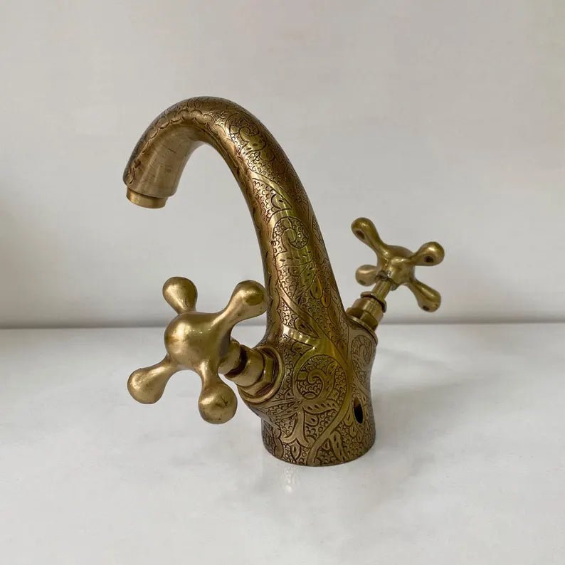 Bronze Bathroom Faucet , Single Hole Bathroom Vanity Faucet with Double Simple Cross Handles - Brasska