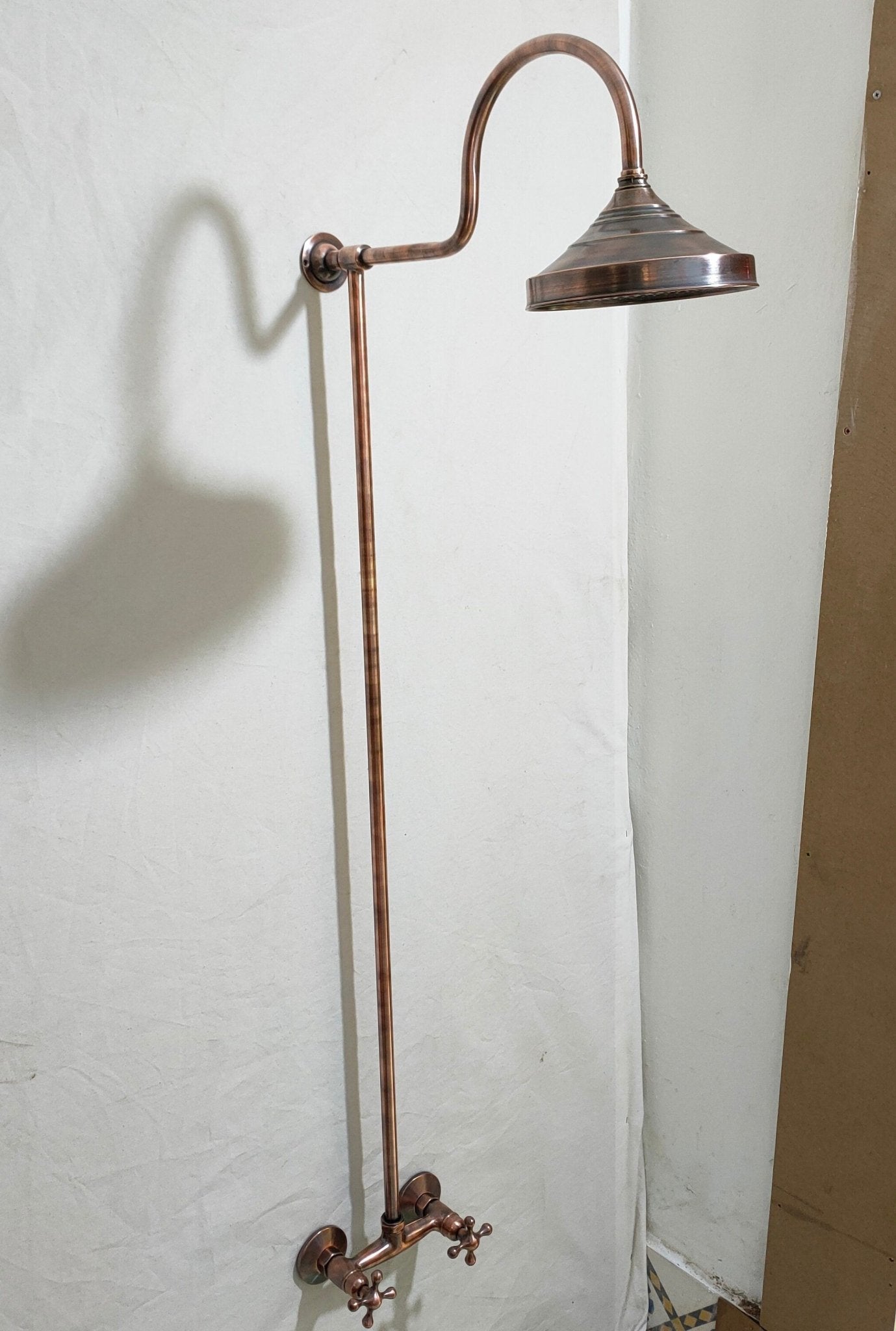 Copper Indoor and outdoor Shower System High Pressure with Round Shower Head - Brasska