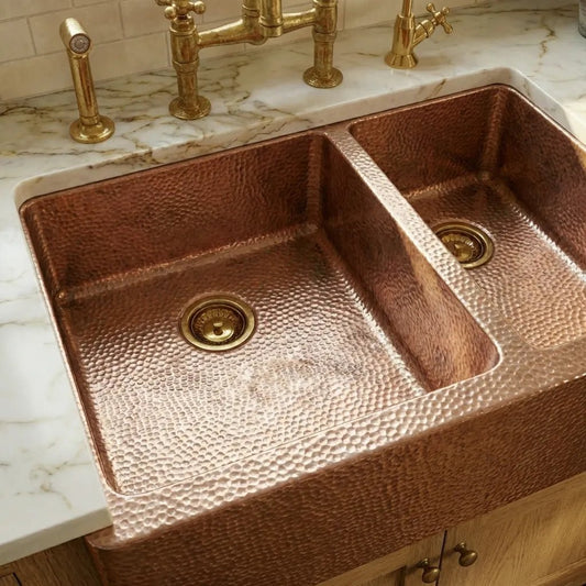 Double-Bowl Hammered Copper farmhouse sink - Small Bowl Right -Solara - Brasska