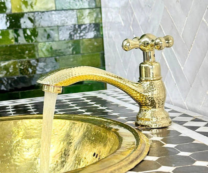 Hammered Brass Single Hole Faucet – Unlacquered Bathroom Tap - Brasska