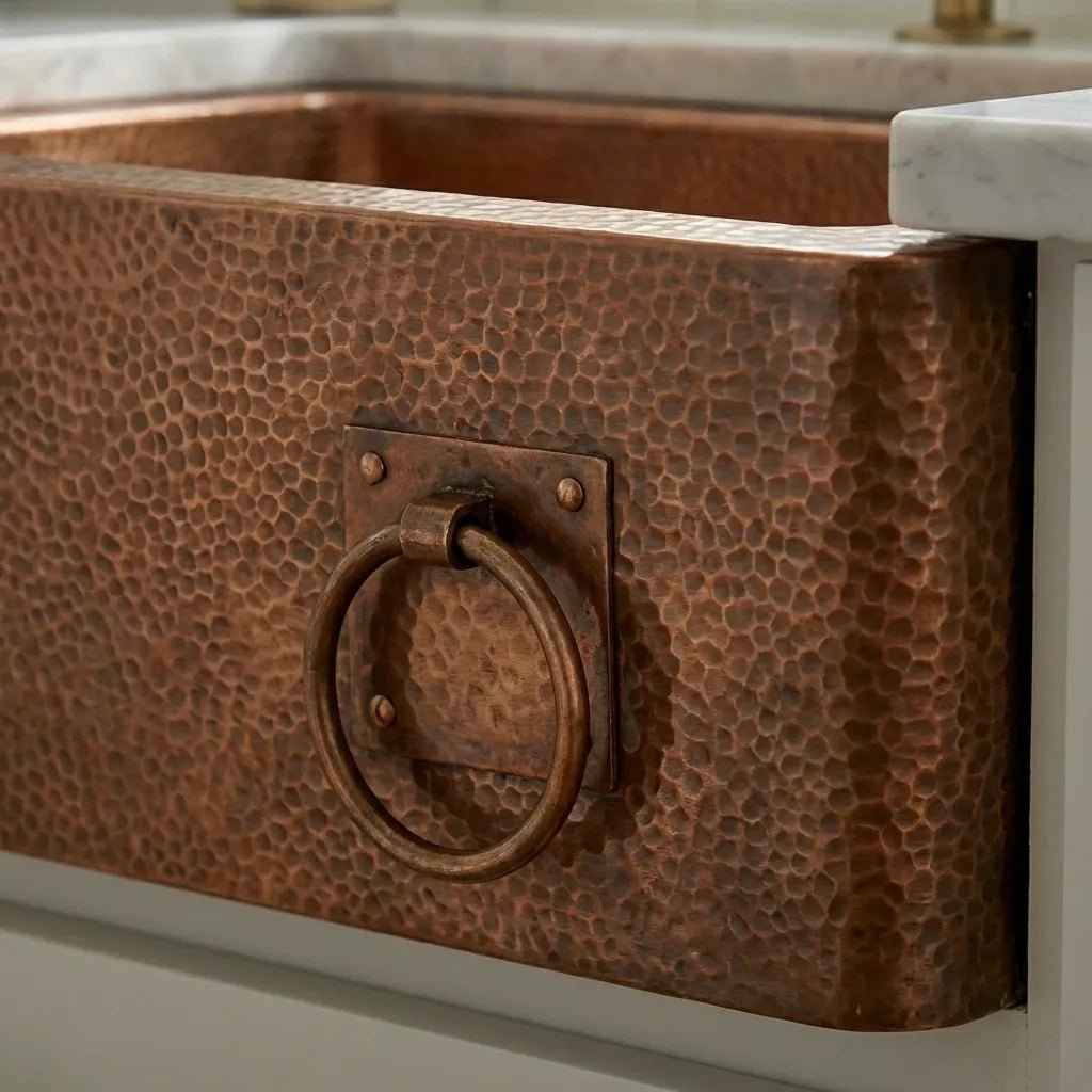 Hammered Copper Single-Bowl Farmhouse Sink with Rings - Ryla - Brasska