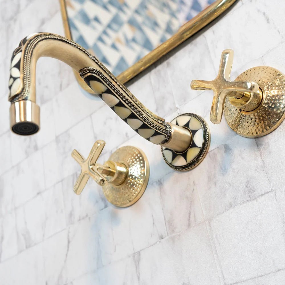 Handcrafted Cobra Wood & Brass Wall Mounted faucet - Brasska