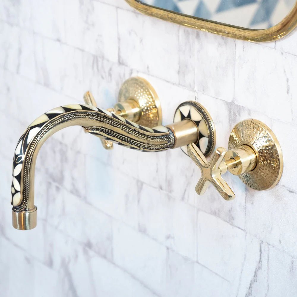 Handcrafted Cobra Wood & Brass Wall Mounted faucet - Brasska