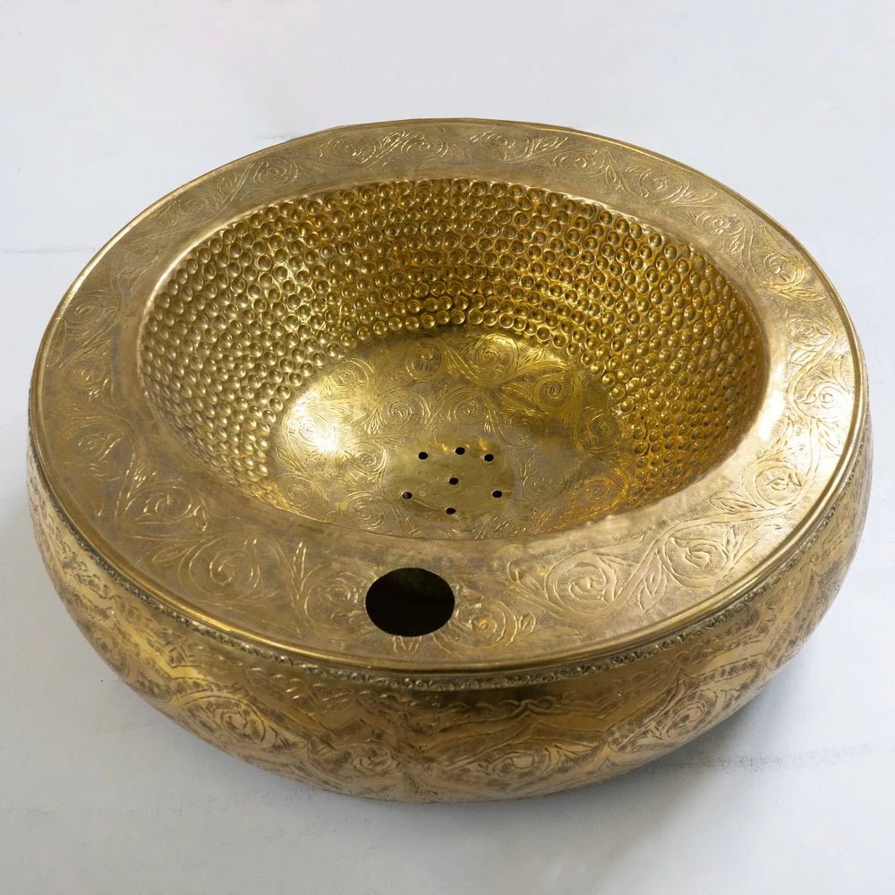 Handcrafted Engraved Oval Vessel Sink - Brasska