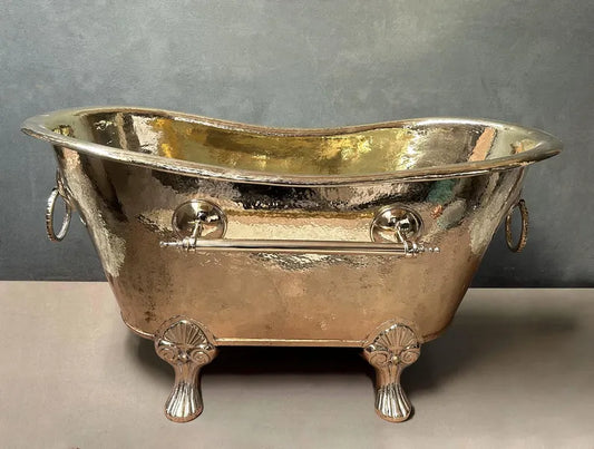 Handcrafted Solid Copper Clawfoot Bathtub – Antique Finish with Lion Feet & Side Rings