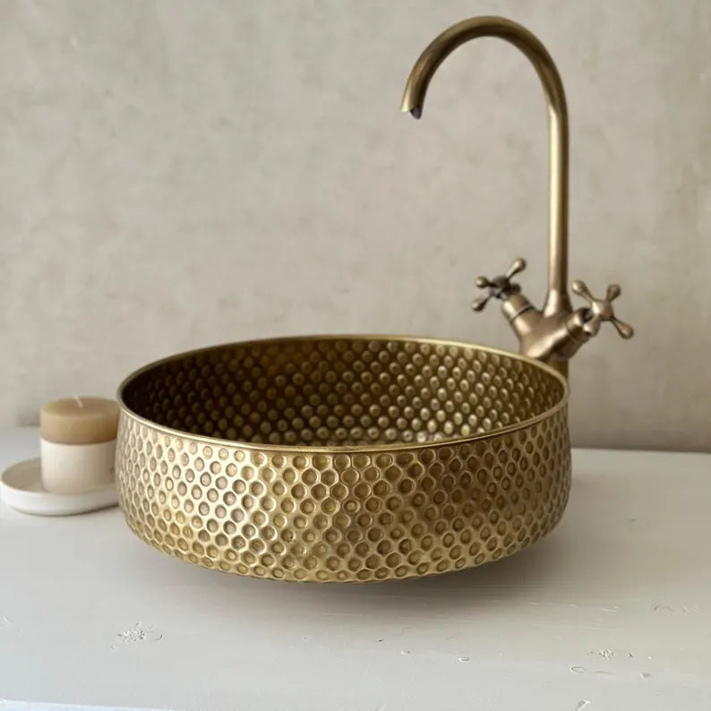 Hammered Copper Vessel Sink – Round Handcrafted Bathroom Basin