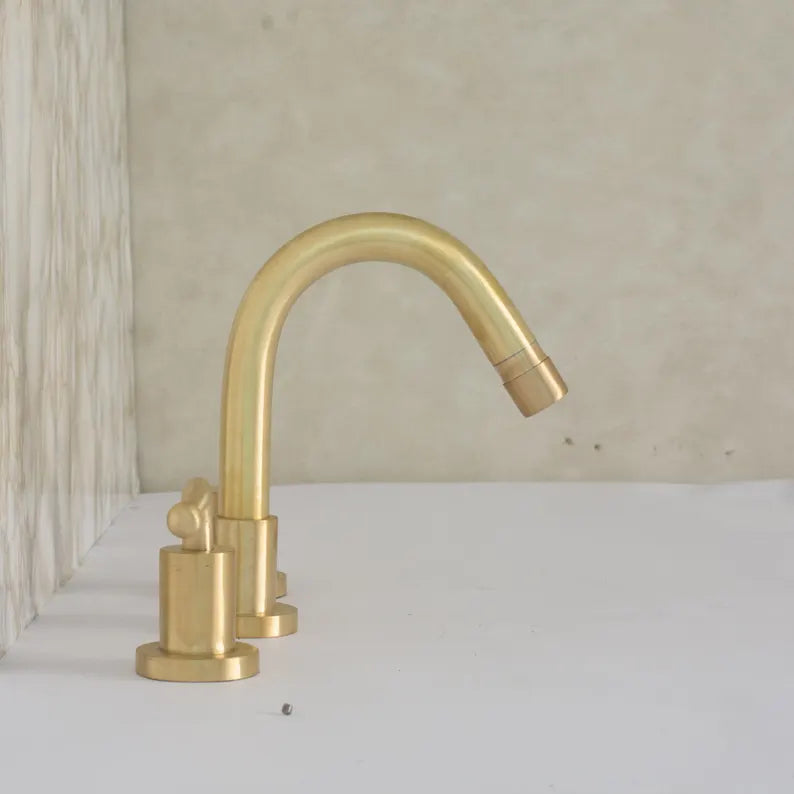 Luxury 3-Hole Brass Bathroom Faucet – Modern Unlacquered Brass Sink Mixer with Dual Handles