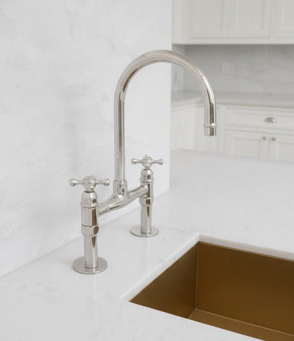 Luxury Brass Kitchen Faucet with Undermount Brass Sink - Brasska