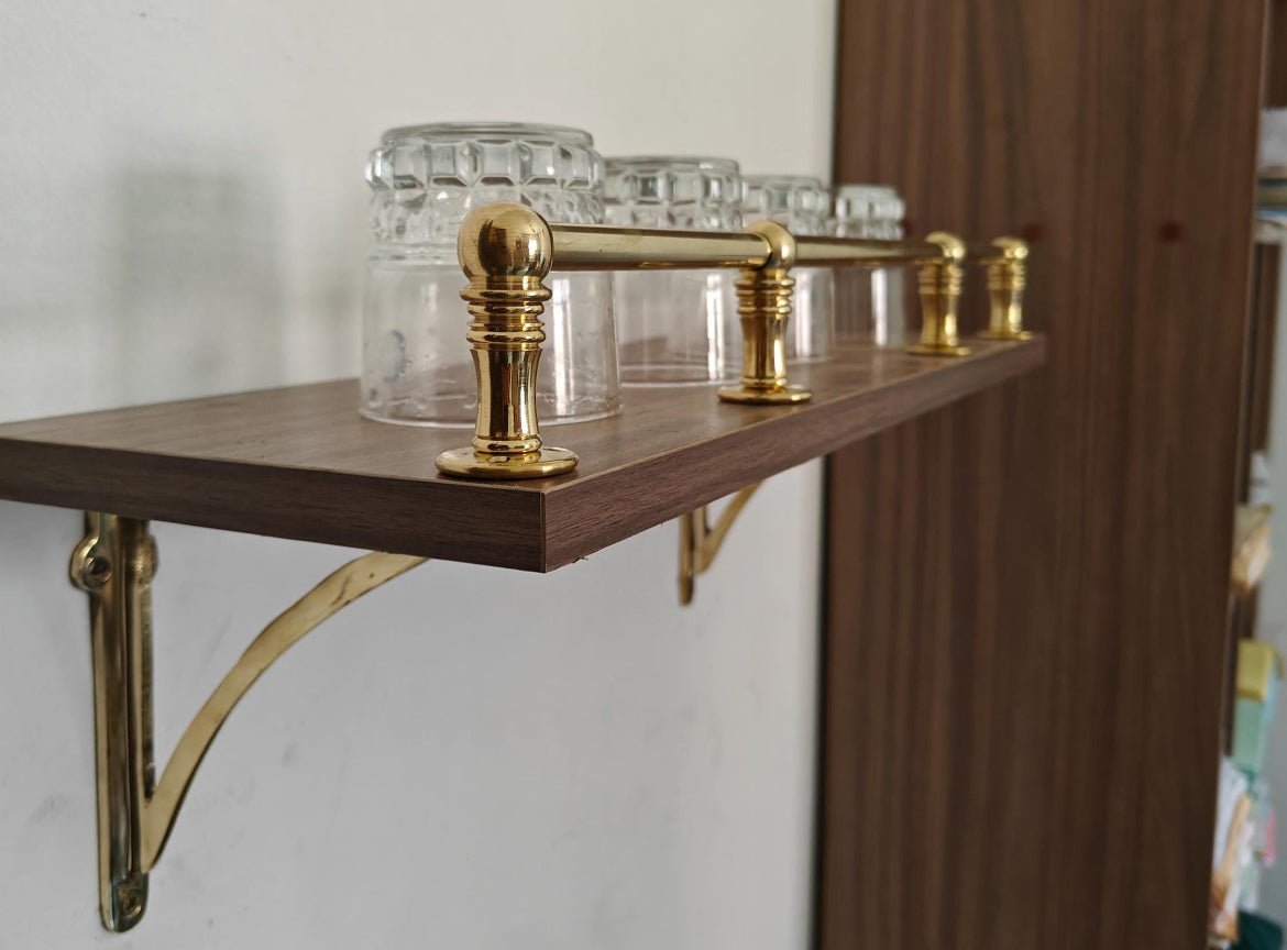 Luxury copper kitchen rack - elegant display for cups - Brasska