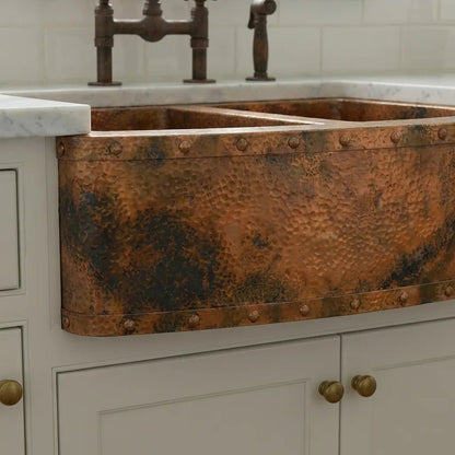 Rounded Copper Farmhouse Double Apron Kitchen Sink - Livra - Brasska