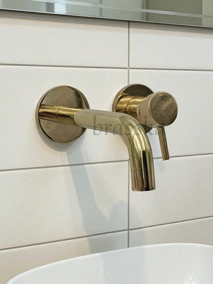 Wall Mounted Brass Bathroom Faucet - Brasska